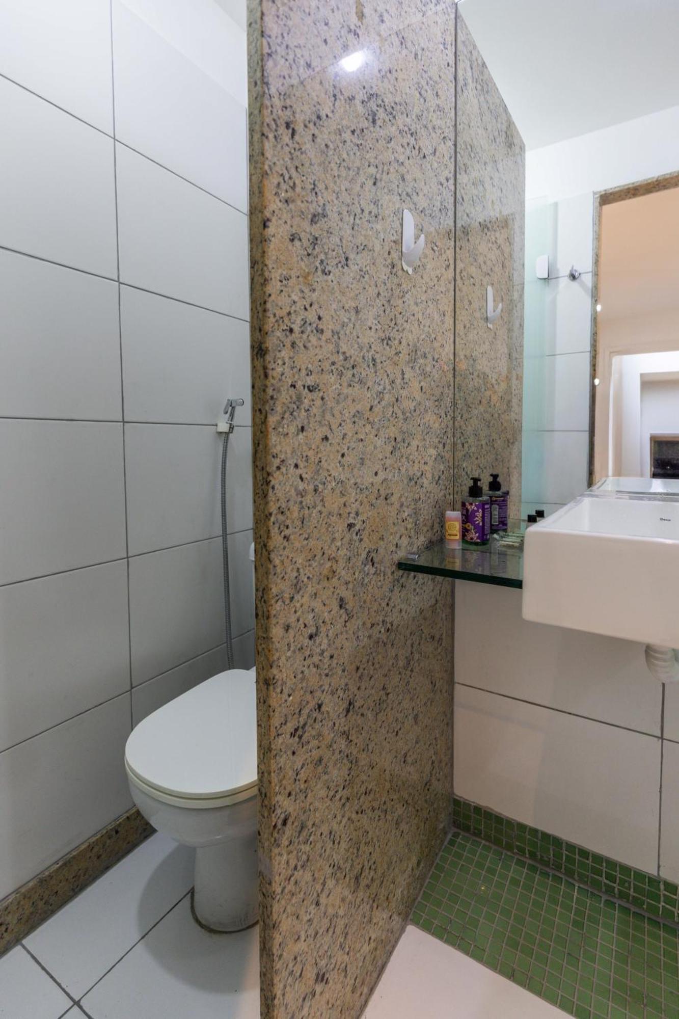 109 Ipanema Tom Jobim Apartemen