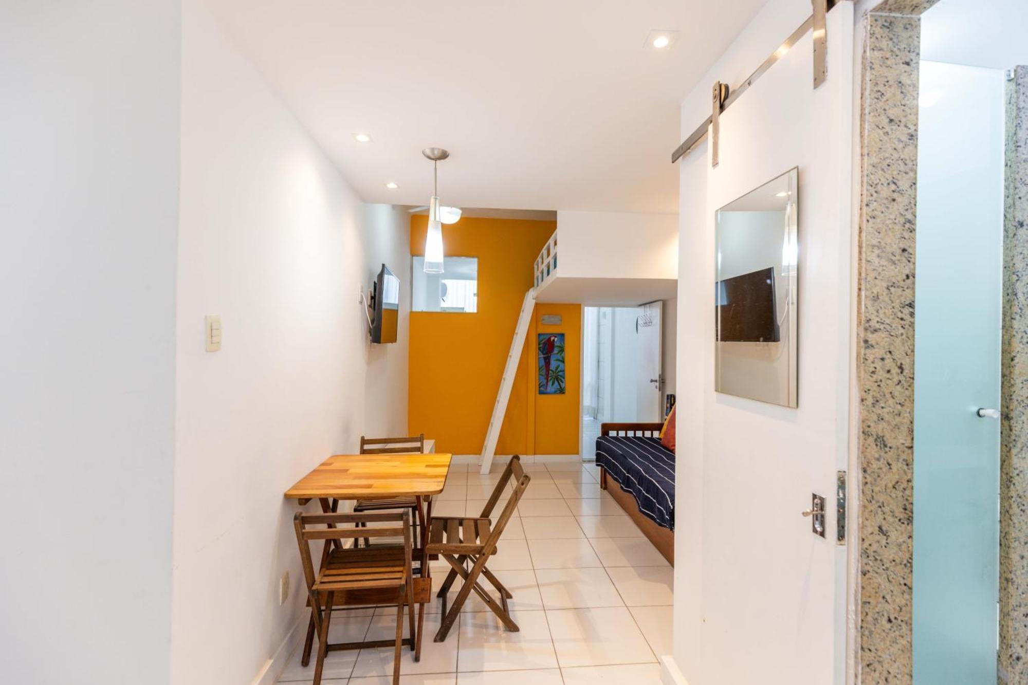 Apartemen 109 Ipanema Tom Jobim *